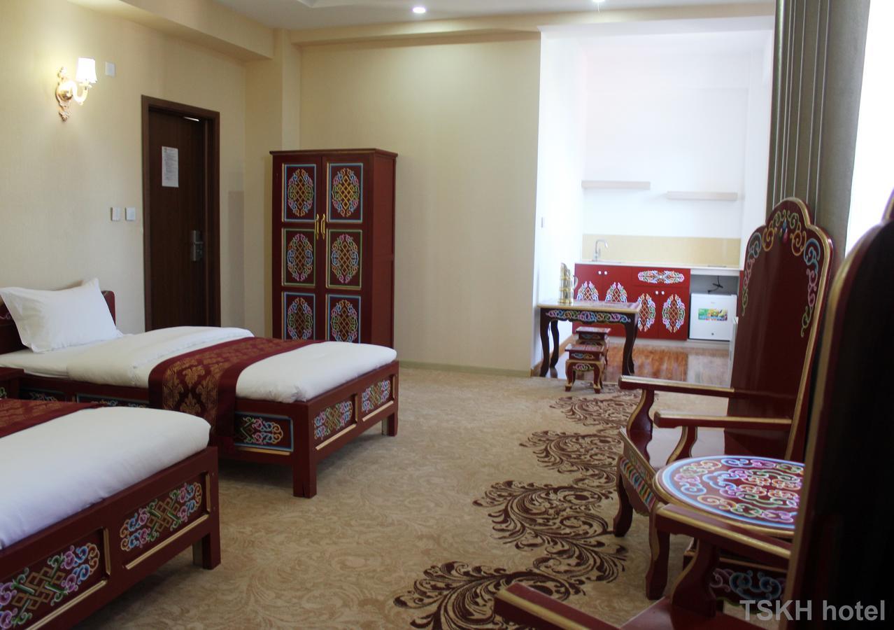 Tsetsen Khangai Hotel Улан-Батор Екстер'єр фото