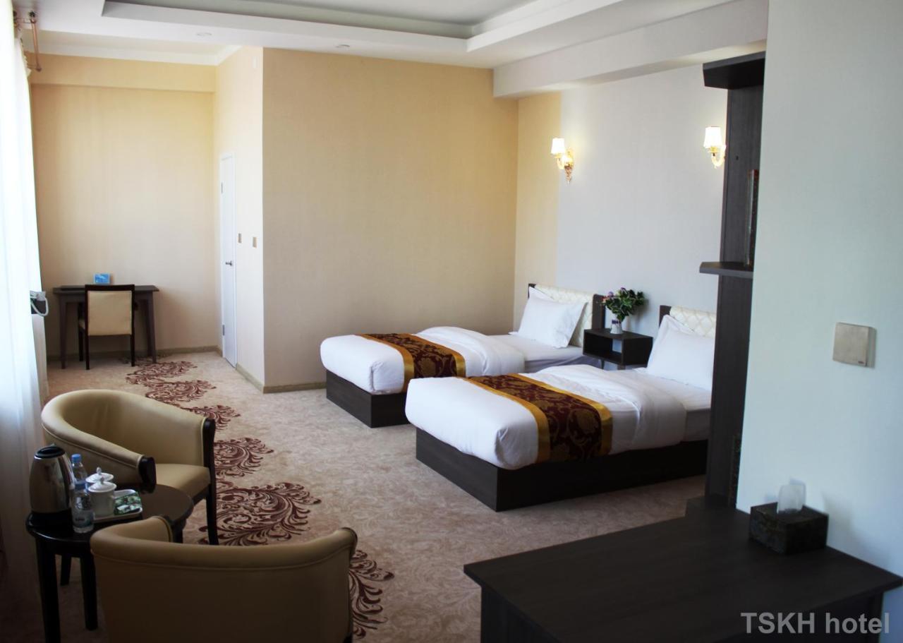 Tsetsen Khangai Hotel Улан-Батор Екстер'єр фото